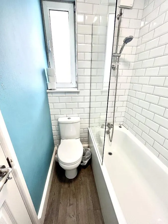 Modern 2 Bed Flat Close To Shoreditch / Free Wi-Fi Londen